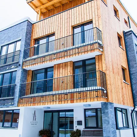 Anthony's Peaks & Pillows