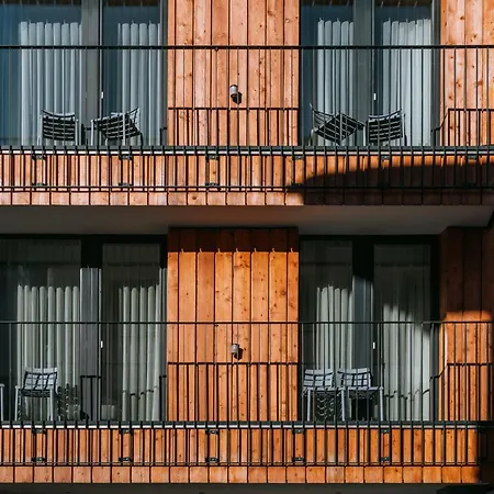 Anthony'S Peaks & Pillows 4*